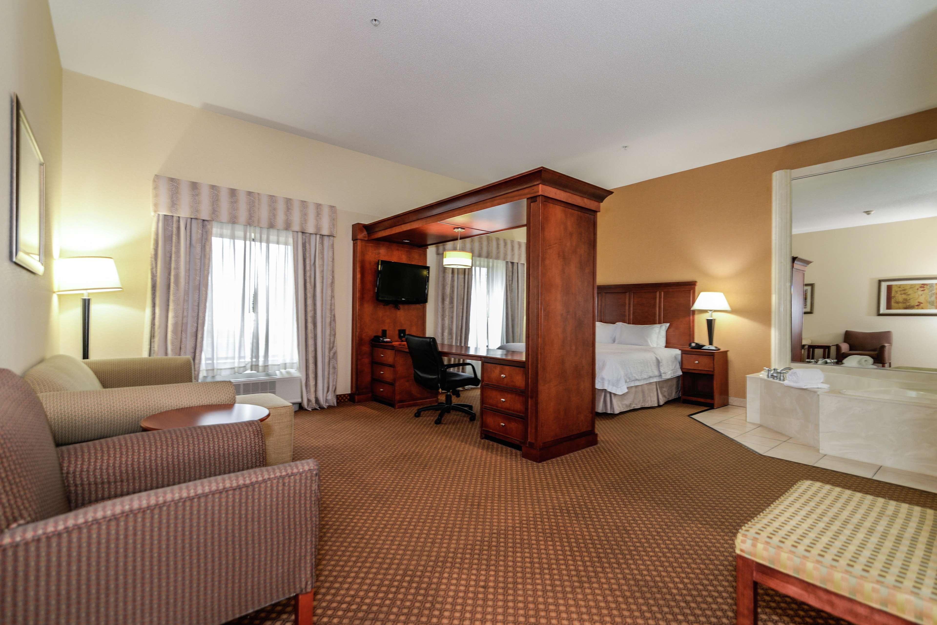 Hampton Inn & Suites Detroit/Chesterfield Εξωτερικό φωτογραφία