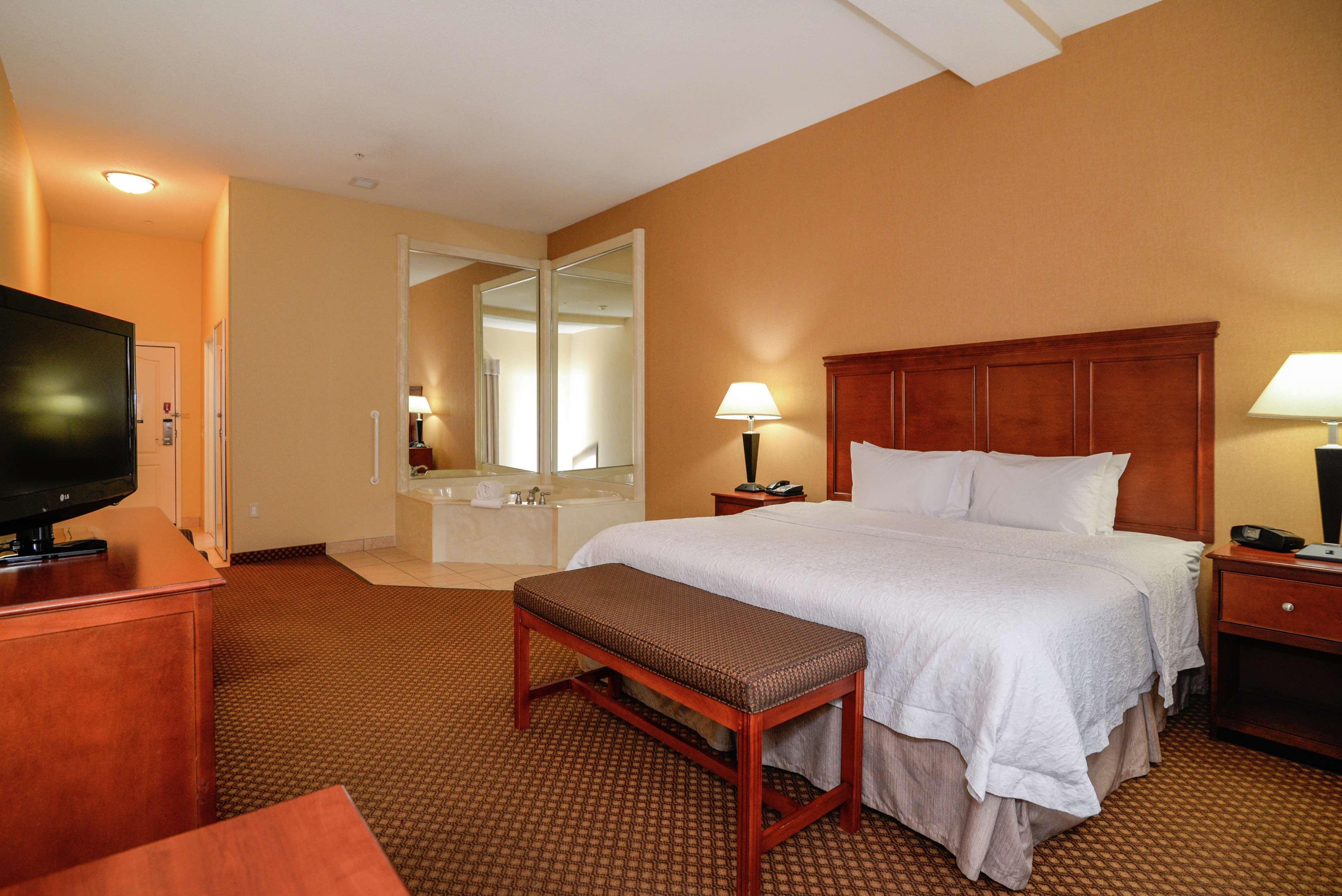 Hampton Inn & Suites Detroit/Chesterfield Εξωτερικό φωτογραφία