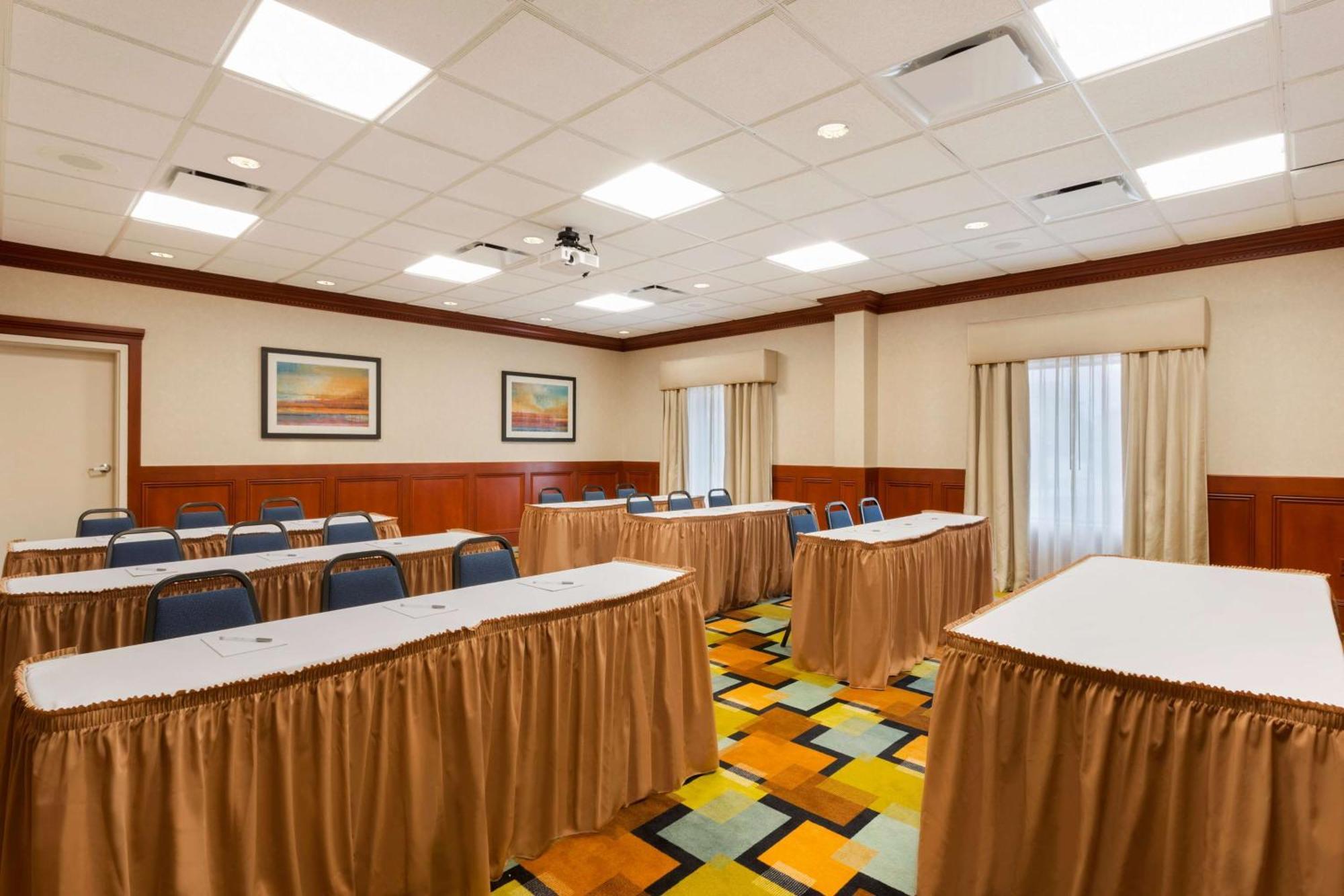 Hampton Inn & Suites Detroit/Chesterfield Εξωτερικό φωτογραφία